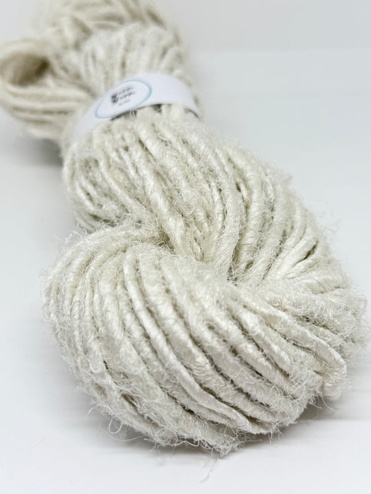 Sari silk yarn, white. Silk yarn. SOLD OUT