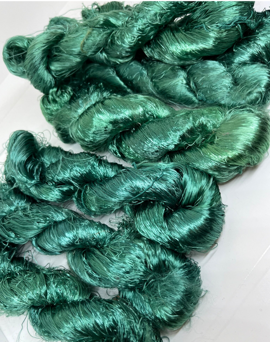 Banana thrums, banana fibres, yarn making and more. Emerald